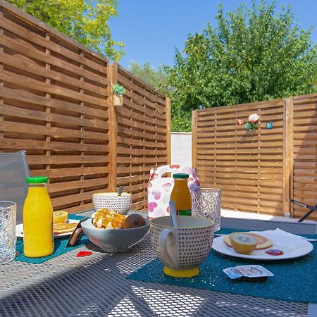 Appartement Jacuzzi 4 Etoiles Beaute - Mbroom Var Puget-sur Argens Exteriér fotografie